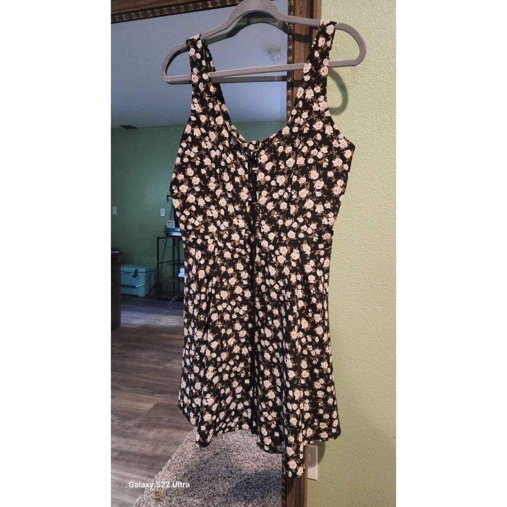 New Star floral womens dress size L